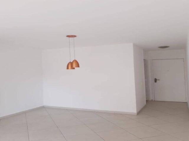#201 - Apartamento para Venda em São Paulo - SP - 2